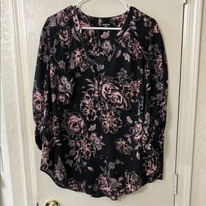 Torrid Harper Georgette Pink and Gray Floral Print 3/4 Sleeve Blouse Size 2